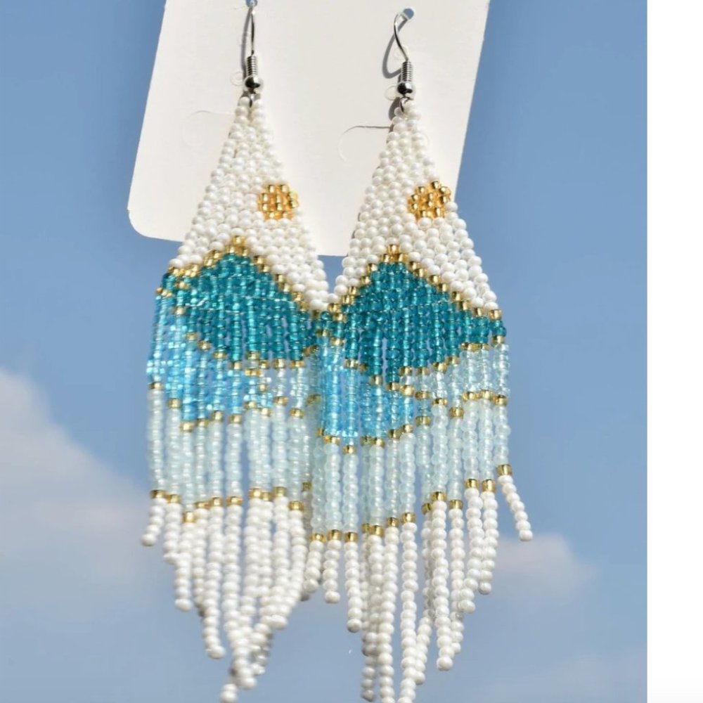 ⭐️❤️❤️FREE Beaded Flower Tassel Fringe Sea Water Sun View Hipster Farm Earrings